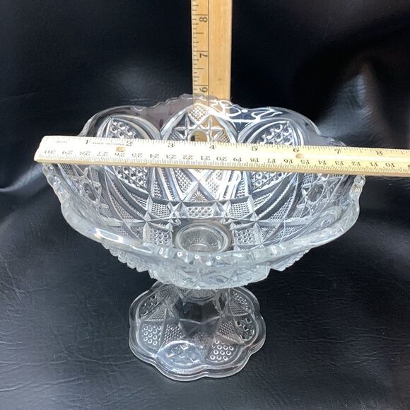 Cut Crystal Saw Tooth Edge Scalloped Wavy Rim Glass Serving Trinket Vanity Bowl - Picture 9 of 9